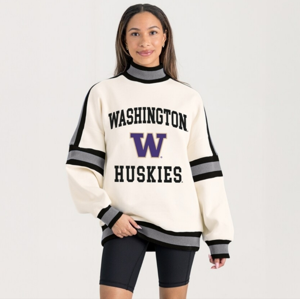 NWT Washington Huskies Women's Cream Cowlneck Sweater